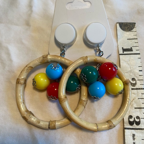 Beautiful colorful earrings - Picture 2 of 2